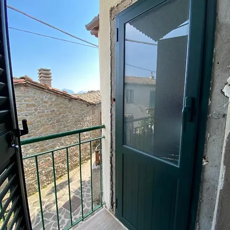La Casetta Nel Borgo -cerageto- * Cerageto