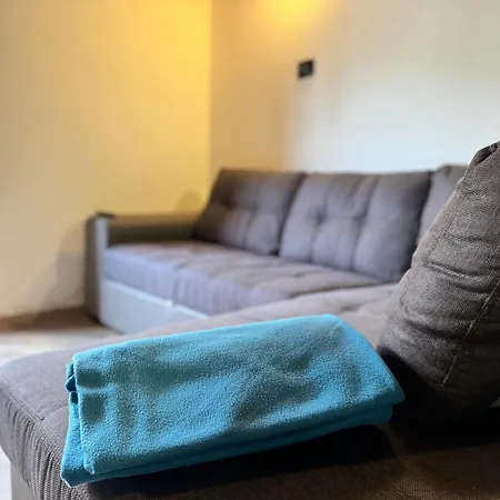 Semesterbostad La Casetta Nel Borgo -cerageto- *