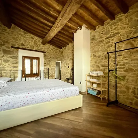 Semesterbostad La Casetta Nel Borgo -cerageto- *